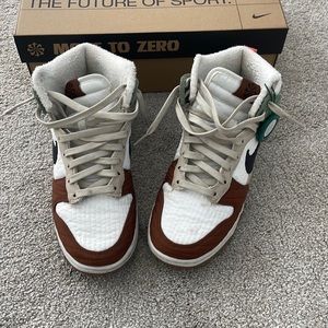 Nike Dunk High Next Nature Summit White/Black/Oil Green Rattan